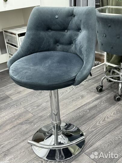 Барный стул