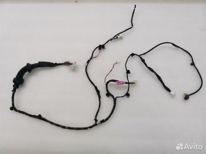 Проводка двери передняя правая Mitsubishi