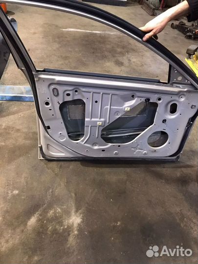 Дверь передняя левая cadillac cts