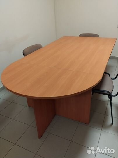 Стол для переговоров переговорный