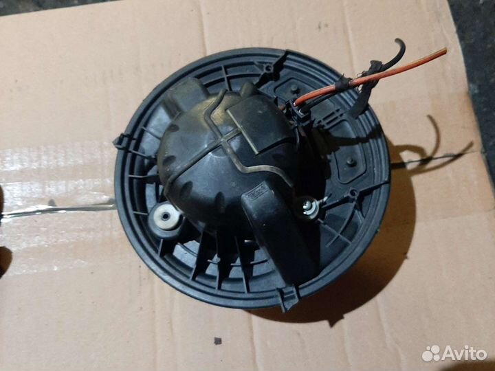 Моторчик печки Мерседес A класс W169