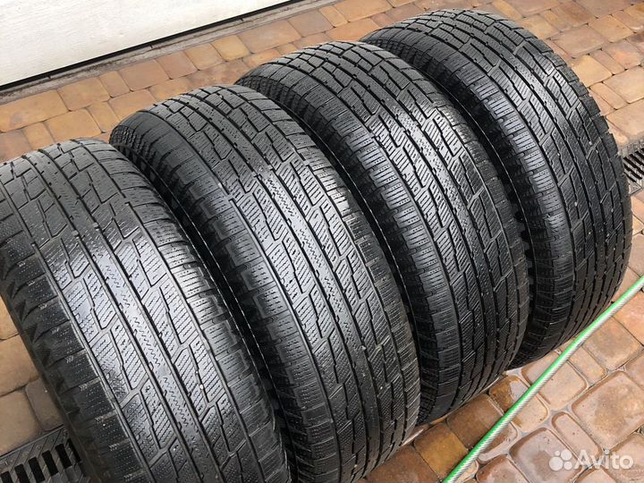 Federal Himalaya Iceo 215/65 R16 98Q