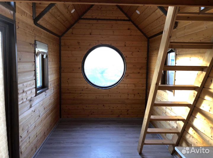 Бытовка дачная с верандой