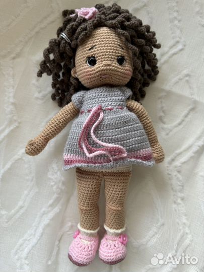 Вязаная кукла ручной работы кроше