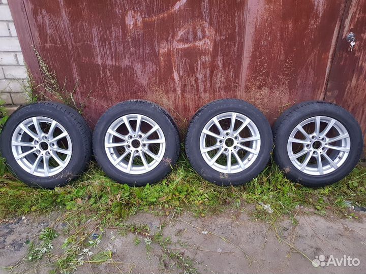 R16 Goodyear EfficientGrip 205/60, PCD 5x120 DIA 72.6