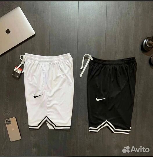 Шорты Nike