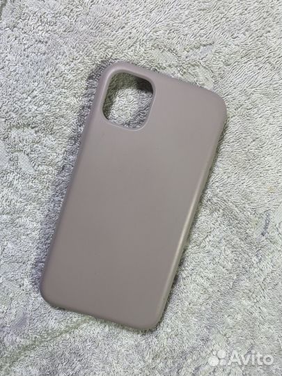 Чехол на iPhone 11