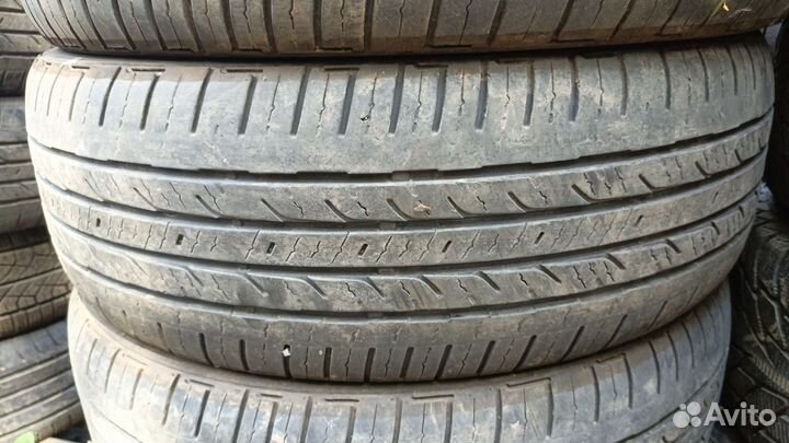 Bridgestone Dueler H/T 215/60 R17