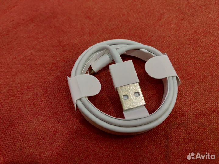 Зарядка lightning (Кабель Apple)