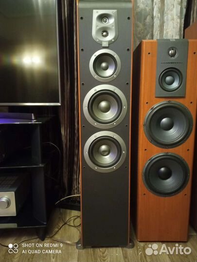 Колонки JBL. Читайте описание