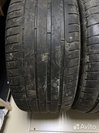 Michelin Pilot Sport 4 245/40 R18