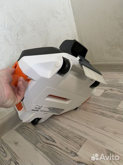 Робот пылесос для бассейна