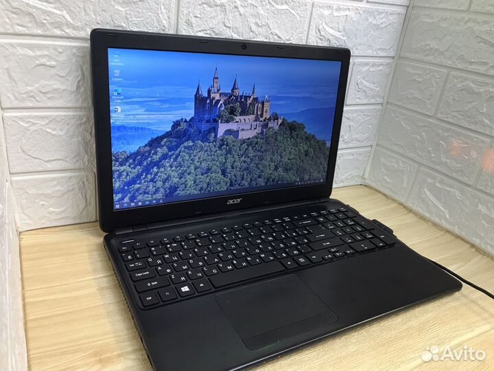 Ноутбук Acer для работы в Word/Exel