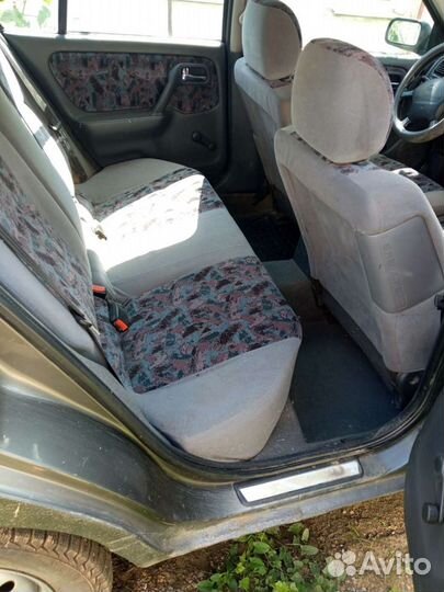 Салон ниссан примера р11 GA 1.6 хэтчбек