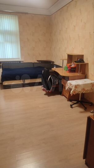 2-к. квартира, 60 м², 1/3 эт.