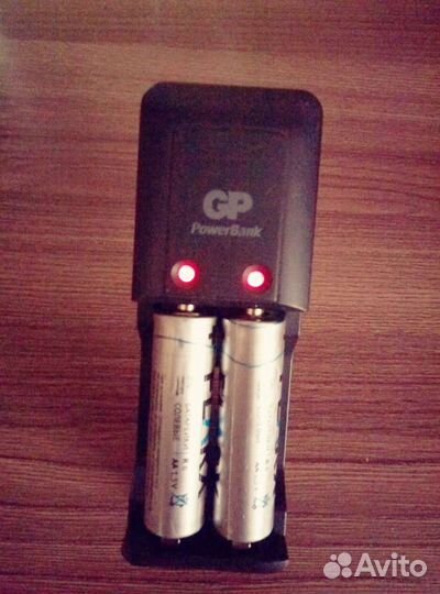 Зарядное устройство для аккумуляторных батареек