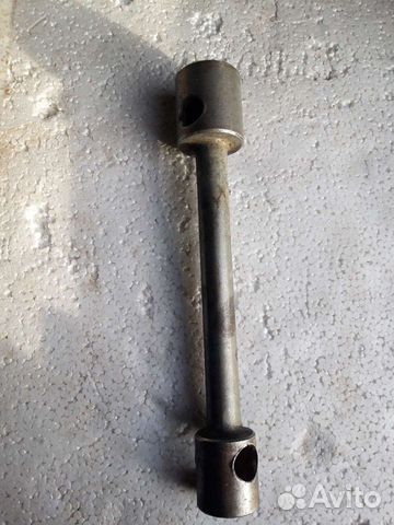 Ключ балонный 38