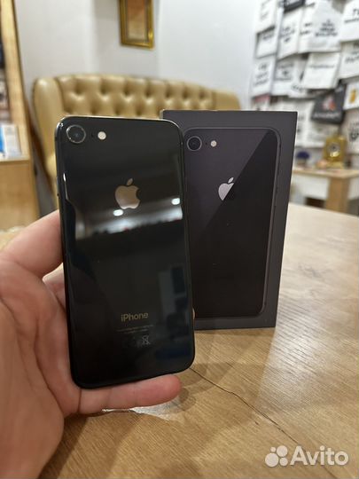 iPhone 8 64gb