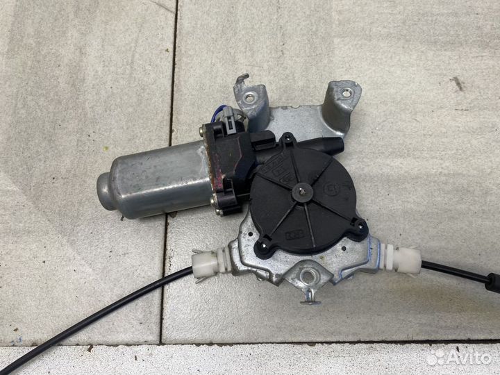 Стеклоподъемник электрический передний левый