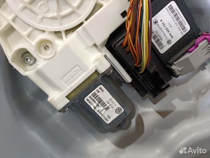 Правый стеклоподъемник для VW tiguan NF 2011