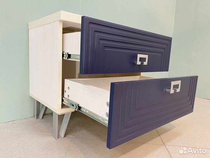 Тумба новая прикроватная