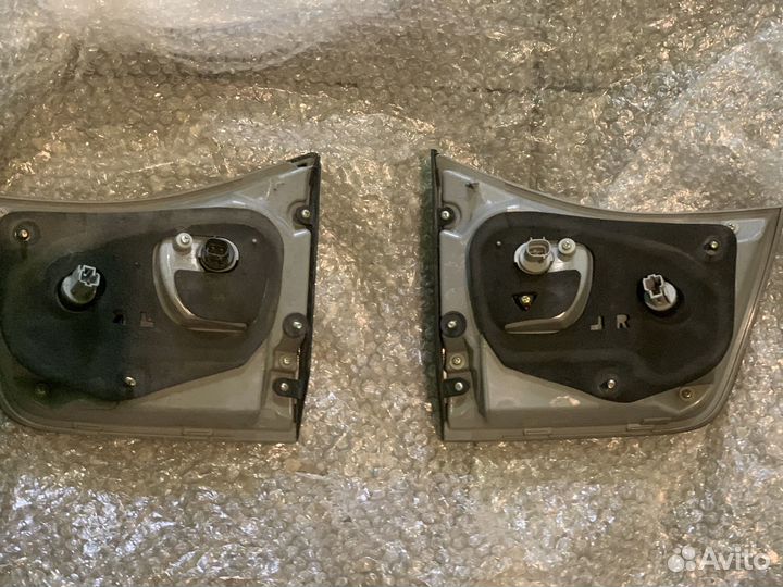 Задние фонари Lexus RX330/Harrier MCU30 03-08 год