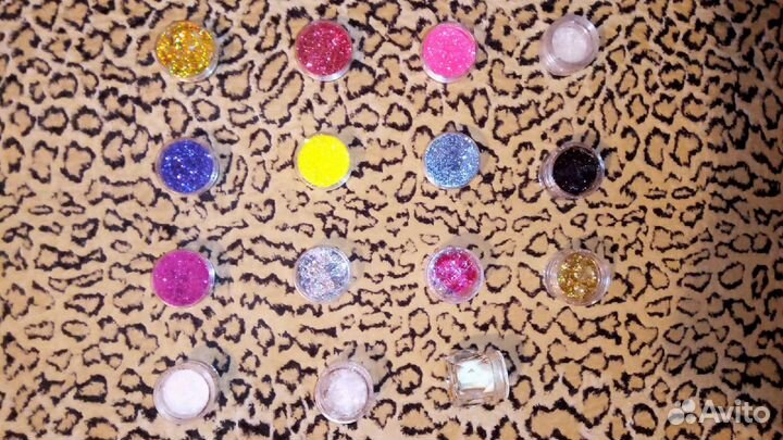 Бусины + блестки + слюда + кисточки + трен. карты