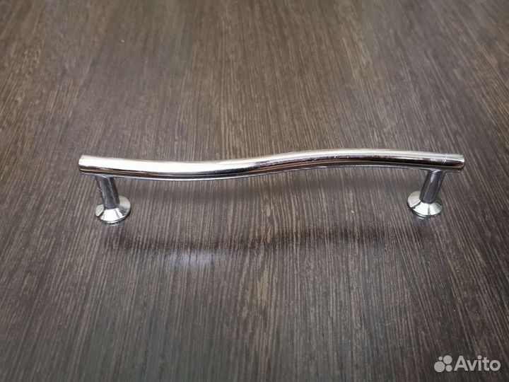 Ручка мебельная