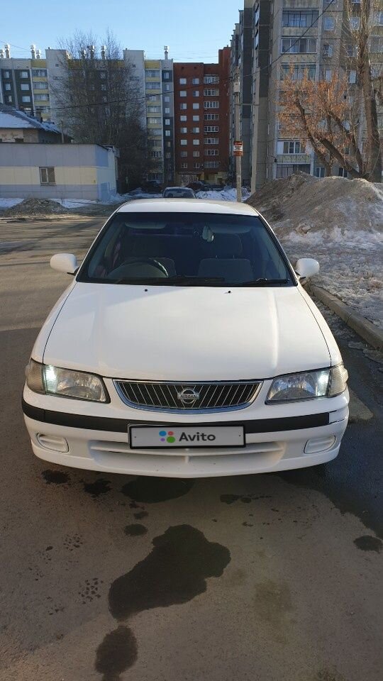 Nissan Sunny: фото владельца