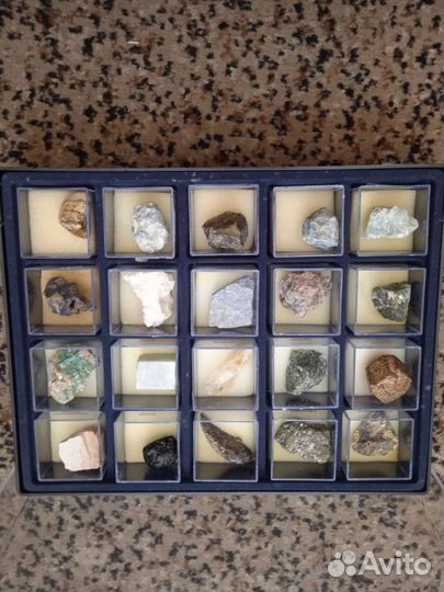 Коллекция камней и минералов мира
