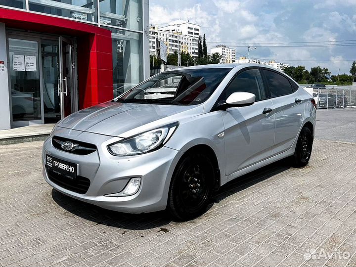 Hyundai Solaris 1.4 МТ, 2013, 195 645 км