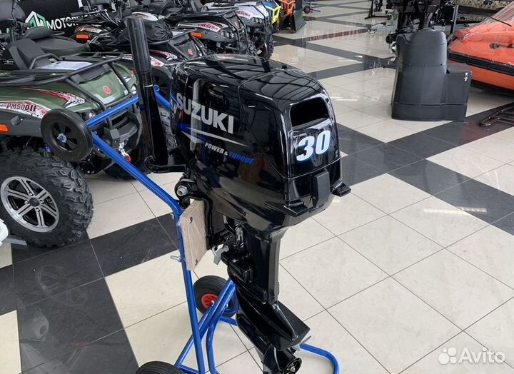Лодочный мотор Suzuki DT 30S л.с. витринный