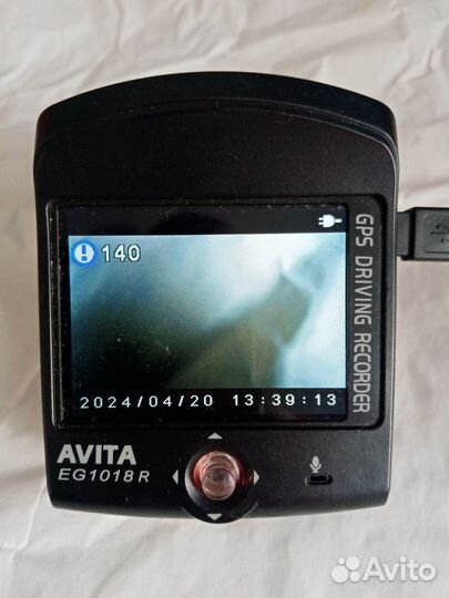 Продам зеркало от Isusu Bighorn и видеорегистратор