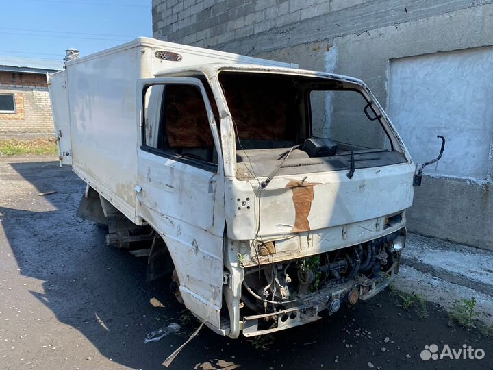 Isuzu Elf NHR54C по запчастям