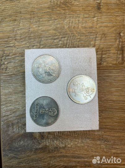 Монеты чм 2018