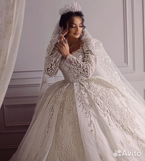 Королевские платье свадебные