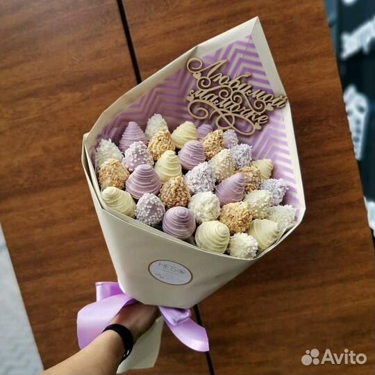 Клубника в шоколаде, Букеты с клубникой