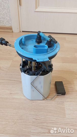 Топливный насос с датчиком уровня топлива