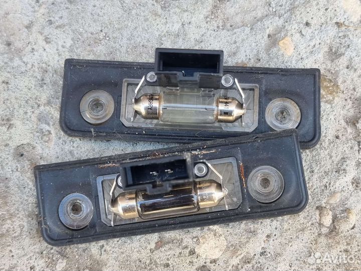 Фонарь подсветки номера Octavia A5 Roomster