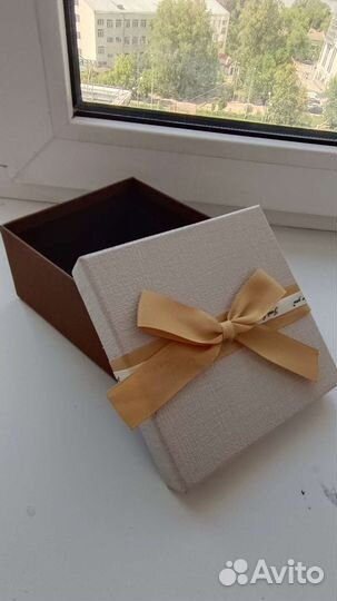 Коробка подарочная
