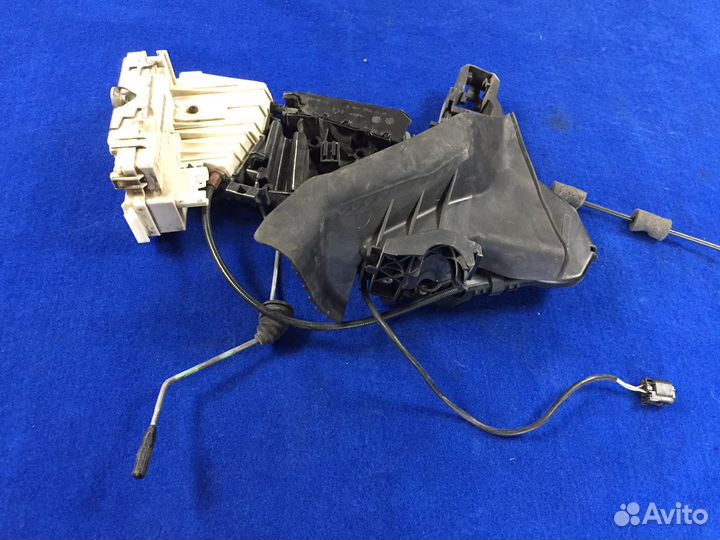 Mercedes a1647230114 замок двери левой