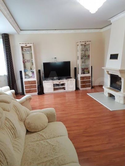 Дом 161 м² на участке 9,4 сот.