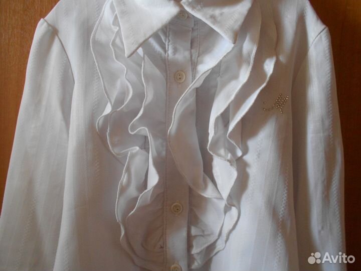 Блузка для школы для девочки 12-14л. и 9-10 л