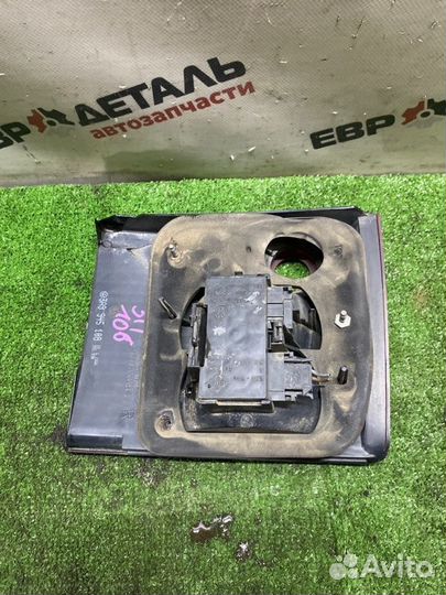 Фонарь задний правый Volkswagen Passat B4