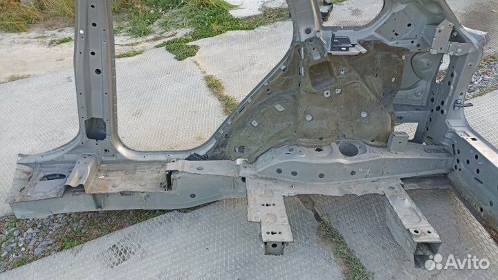 Крыло заднее правое Bmw X5 E70