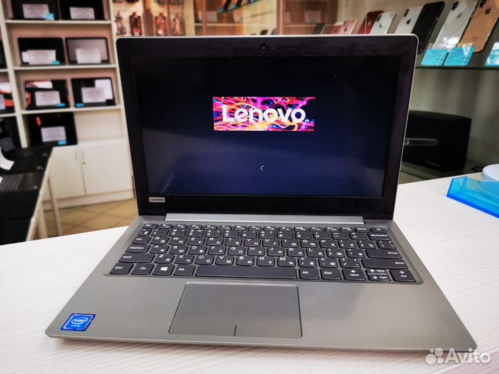 Невероятно компактный и шустрый ноутбук Lenovo