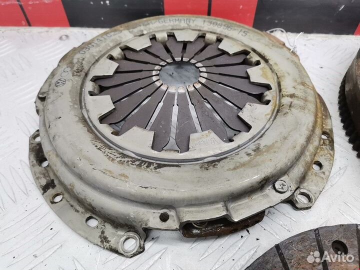 Маховик (демпфер сцепления) для Volkswagen Polo 3