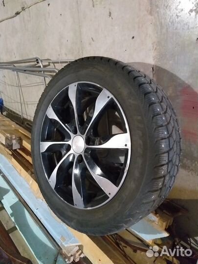 Литье с зимней резиной на ваз 185/55/R15