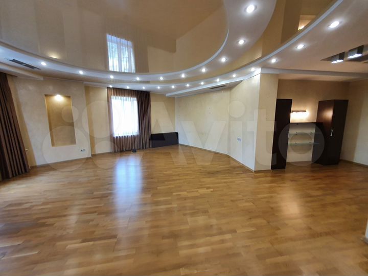 Офис в центре, 130 м²