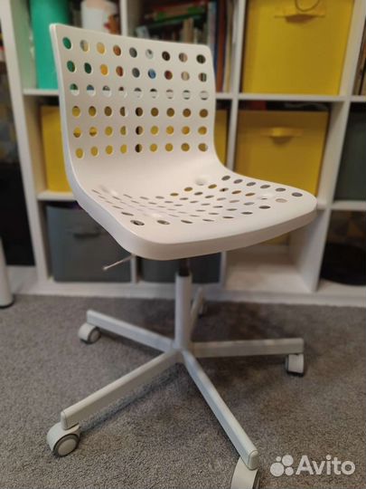 Стул Икея офисный компьютерный